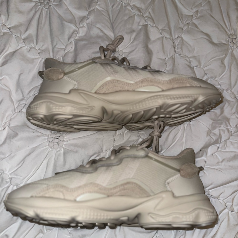 Adidas falcons